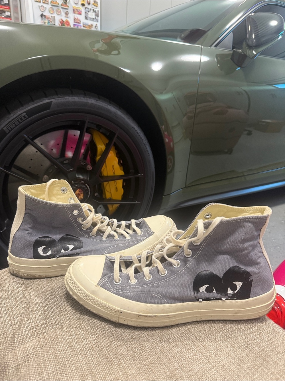 Grey High-Top Sneakers with Heart Eyes Graphic